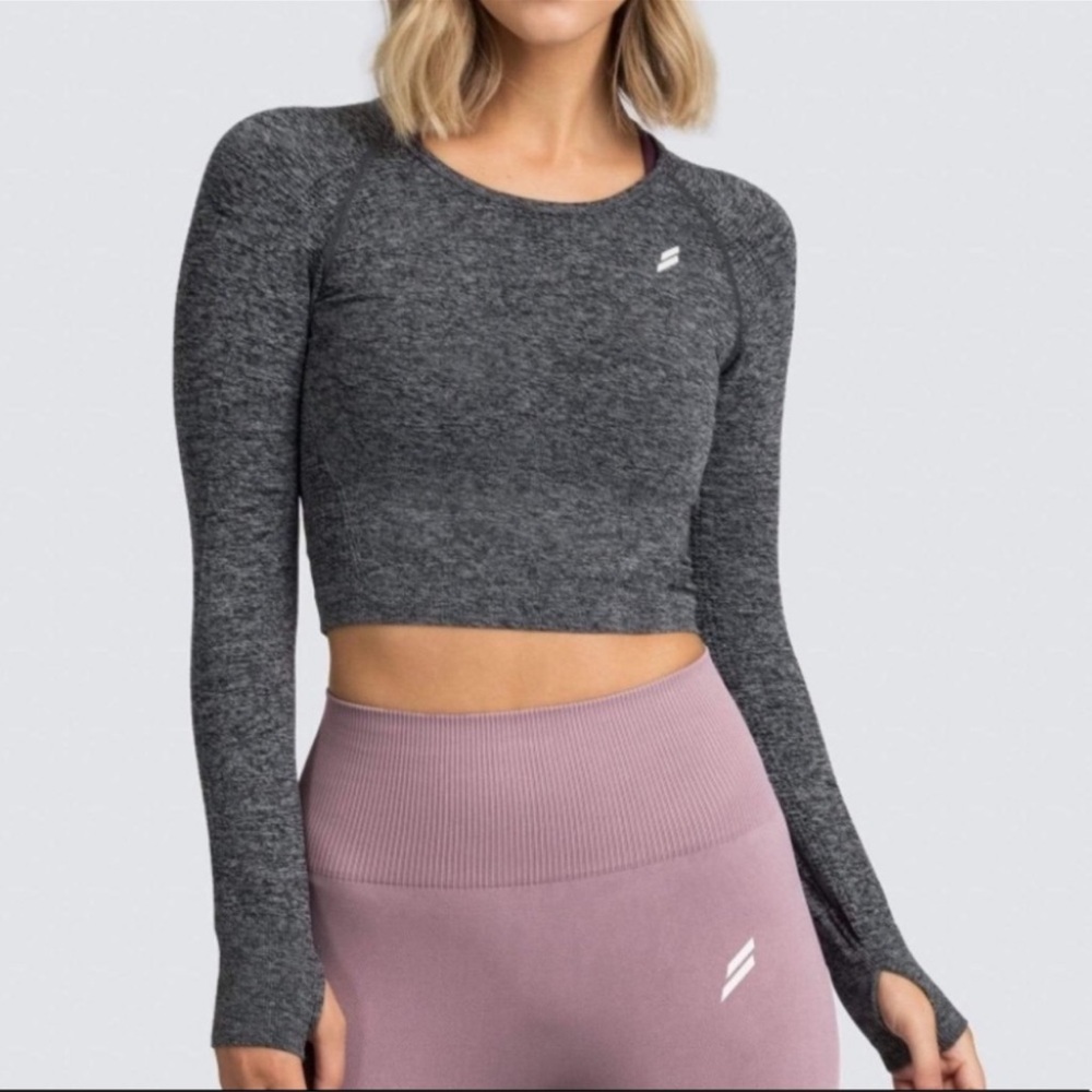 DYE gray compression top 🔥